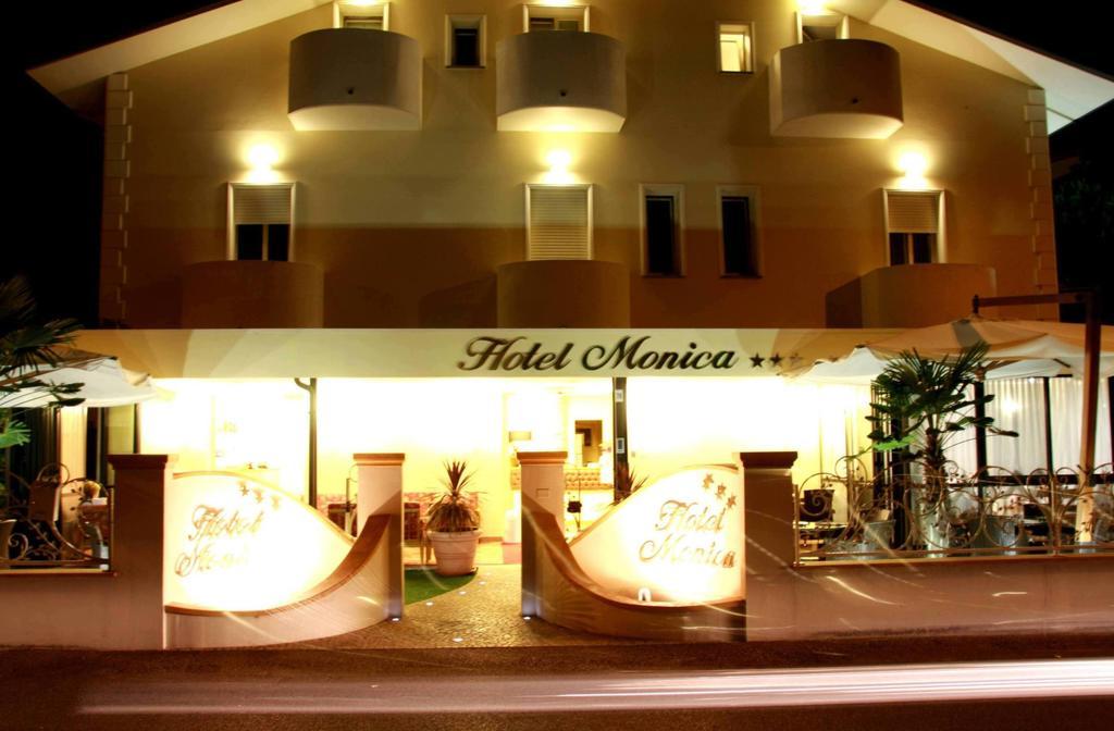 Hotel Monica Cervia Buitenkant foto